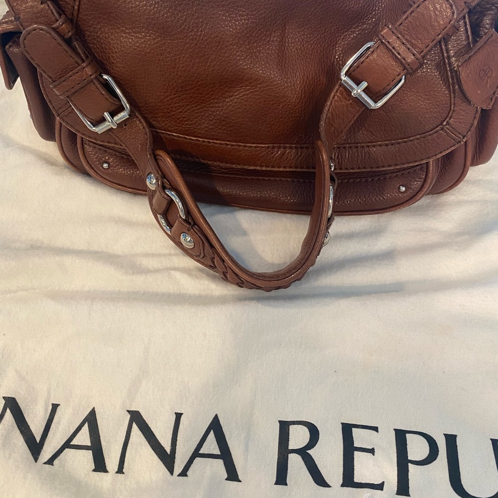 Vintage banana republic leather handbag. Very good condition